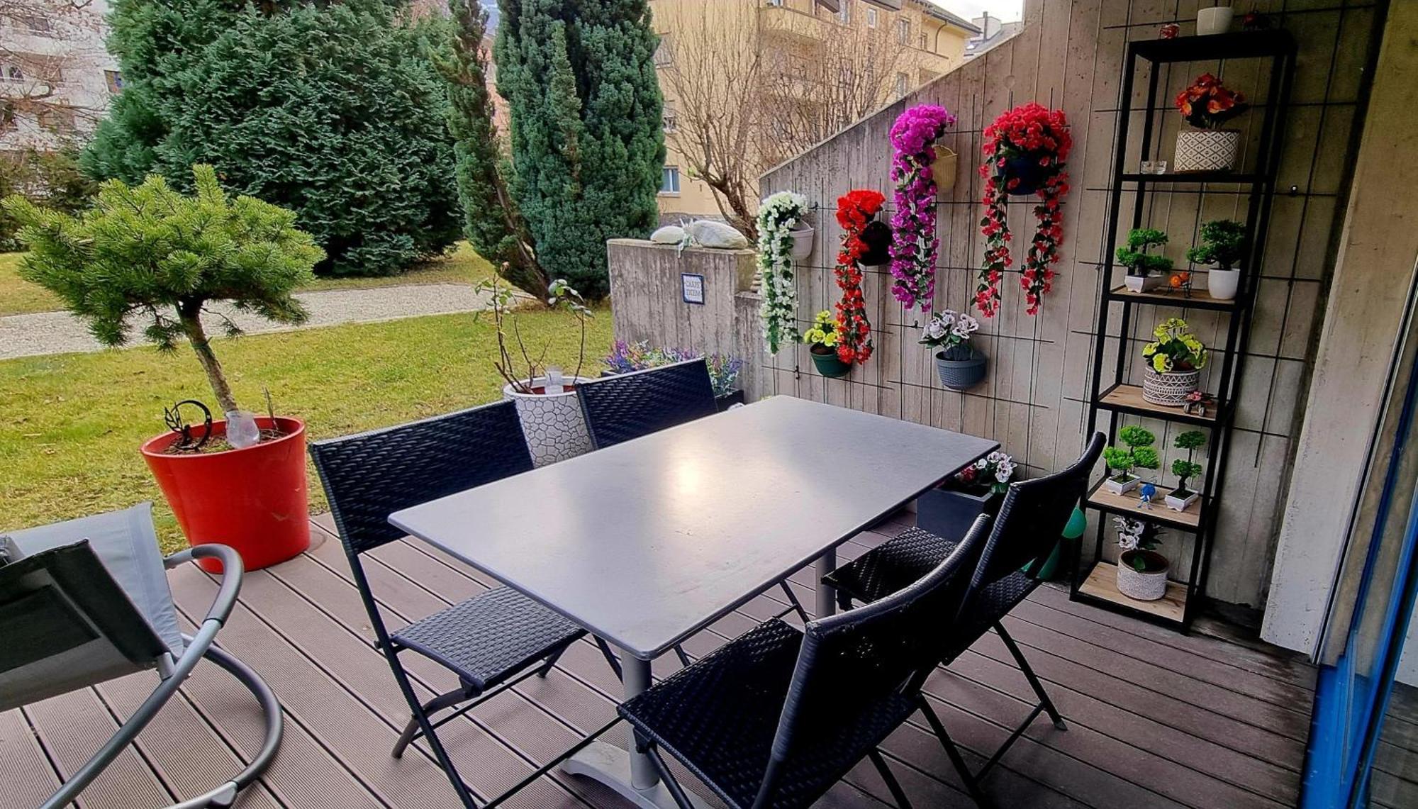 Appartement Avec Terrasse Сион Экстерьер фото